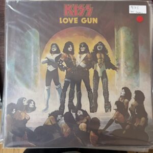 Kiss – Love Gun